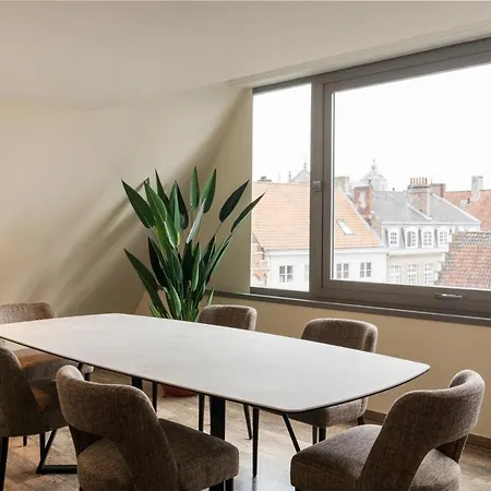 Dukes' Grand Place - By Dukes' Collection Apartmán